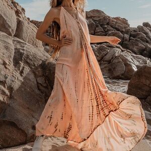 Thaluta Peach Tie-Dye Maxi Dress